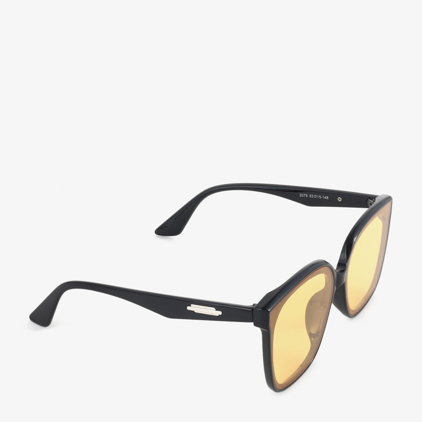 Oversized Contrast - Image 11