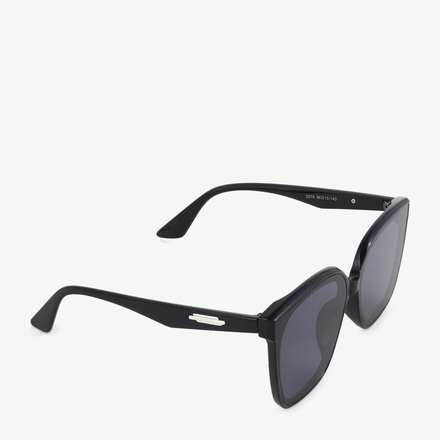 Oversized Contrast - Image 5