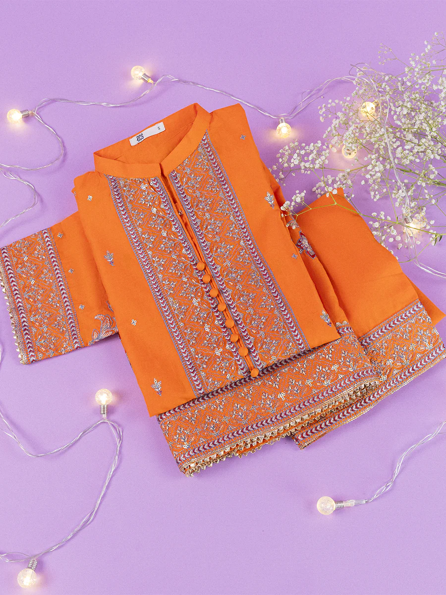 Lawn Luxe Ensemble - Image 2
