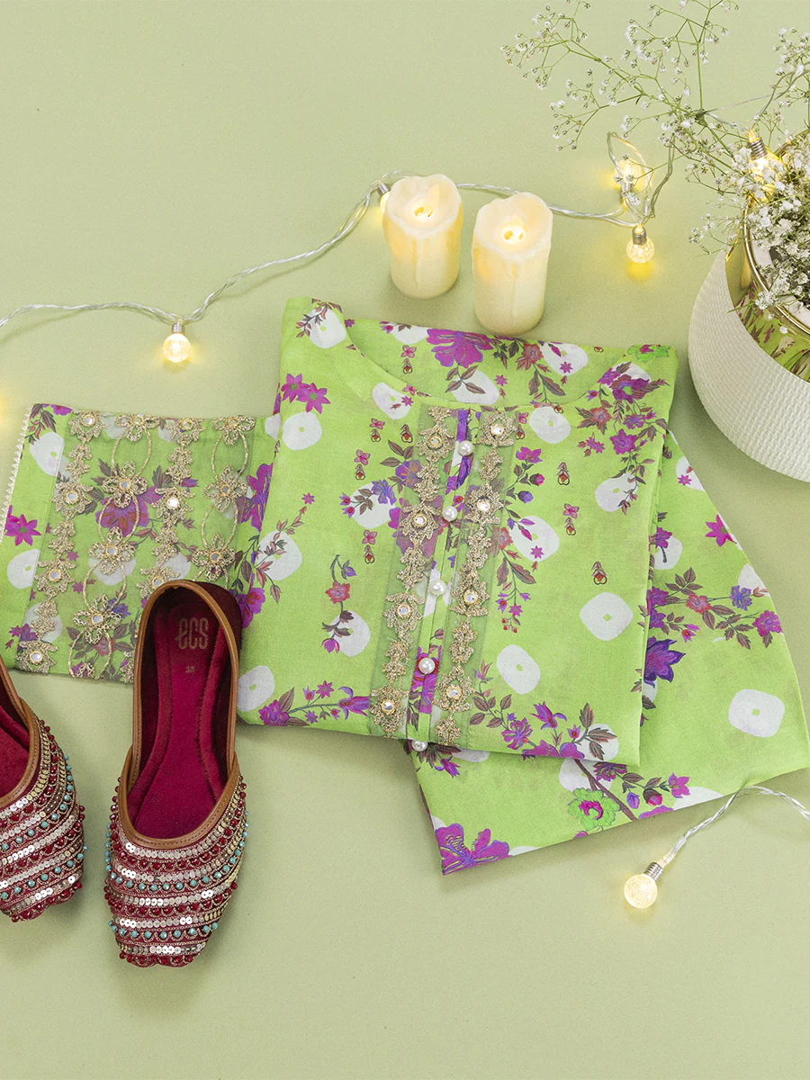 Lawn Delight 2-Piece - Image 2