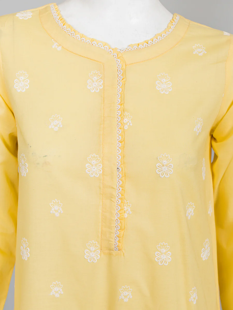 Cutwork Floral 2 Piece - Image 3
