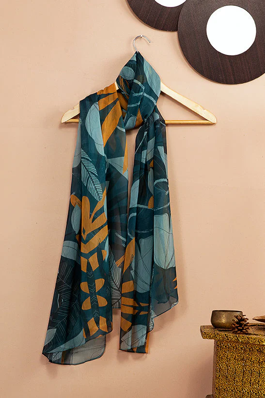 True Leaves Scarf